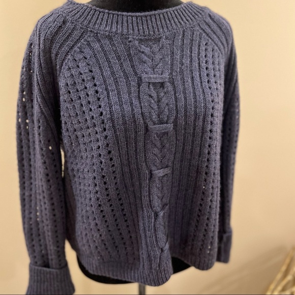 360 Cashmere Sweater. Heathered navy. Size Small. - Picture 2 of 4